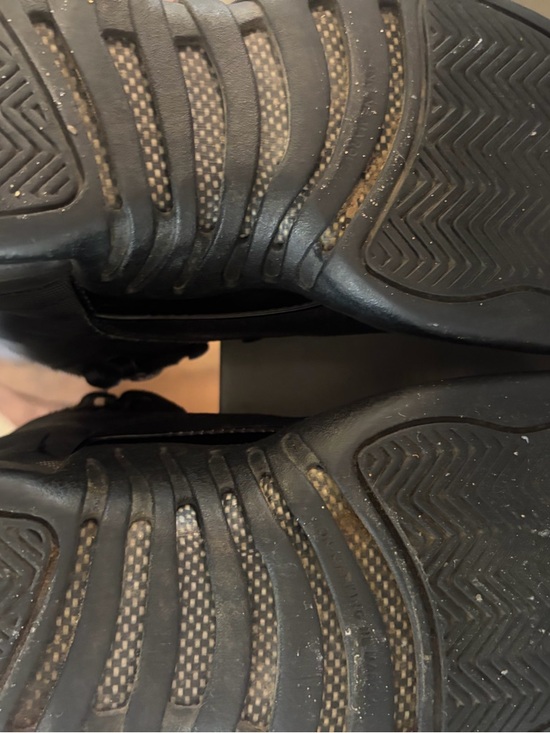 Jordan Kids' All-Black Sneaker - Picture 9 of 14